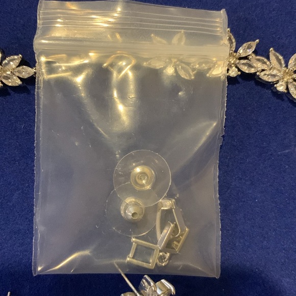 Set of zircon jewelry - Picture 10 of 12